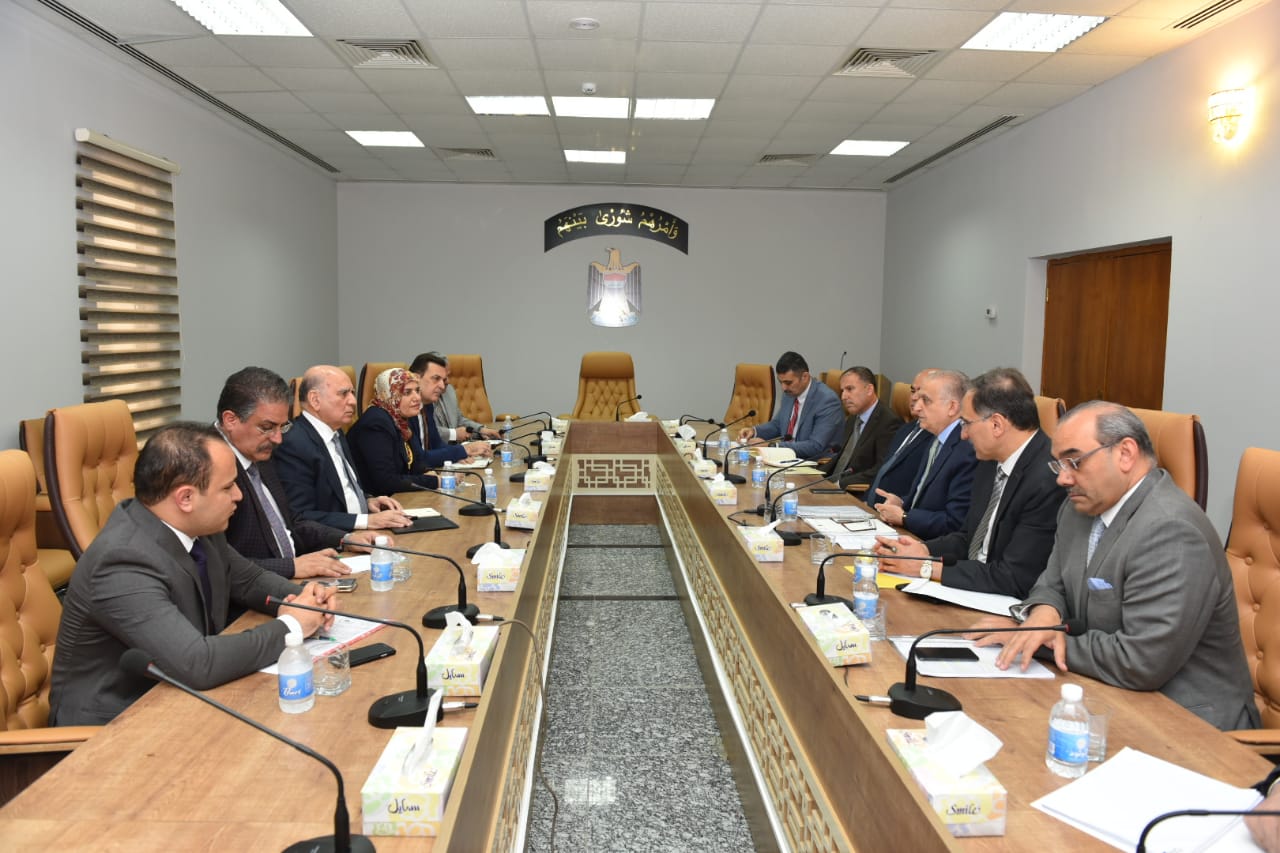 Deputy Prime Minister for Economic Affairs Minister of Finance receives Foreign Minister Mohammed Ali Al-Hakim 79c3cc31-17e4-487c-9c12-ab4379db405f