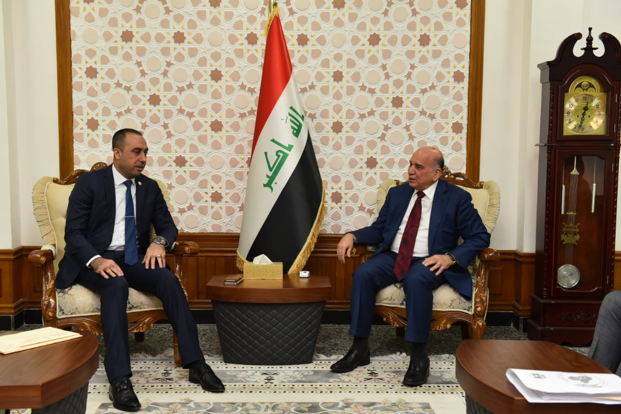 Deputy Prime Minister for Economic Affairs Minister of Finance receives the Chairman of the Board of Commissioners of the Independent High Electoral Commission. A7773aa6-4182-4c37-b810-7c0ba5796736